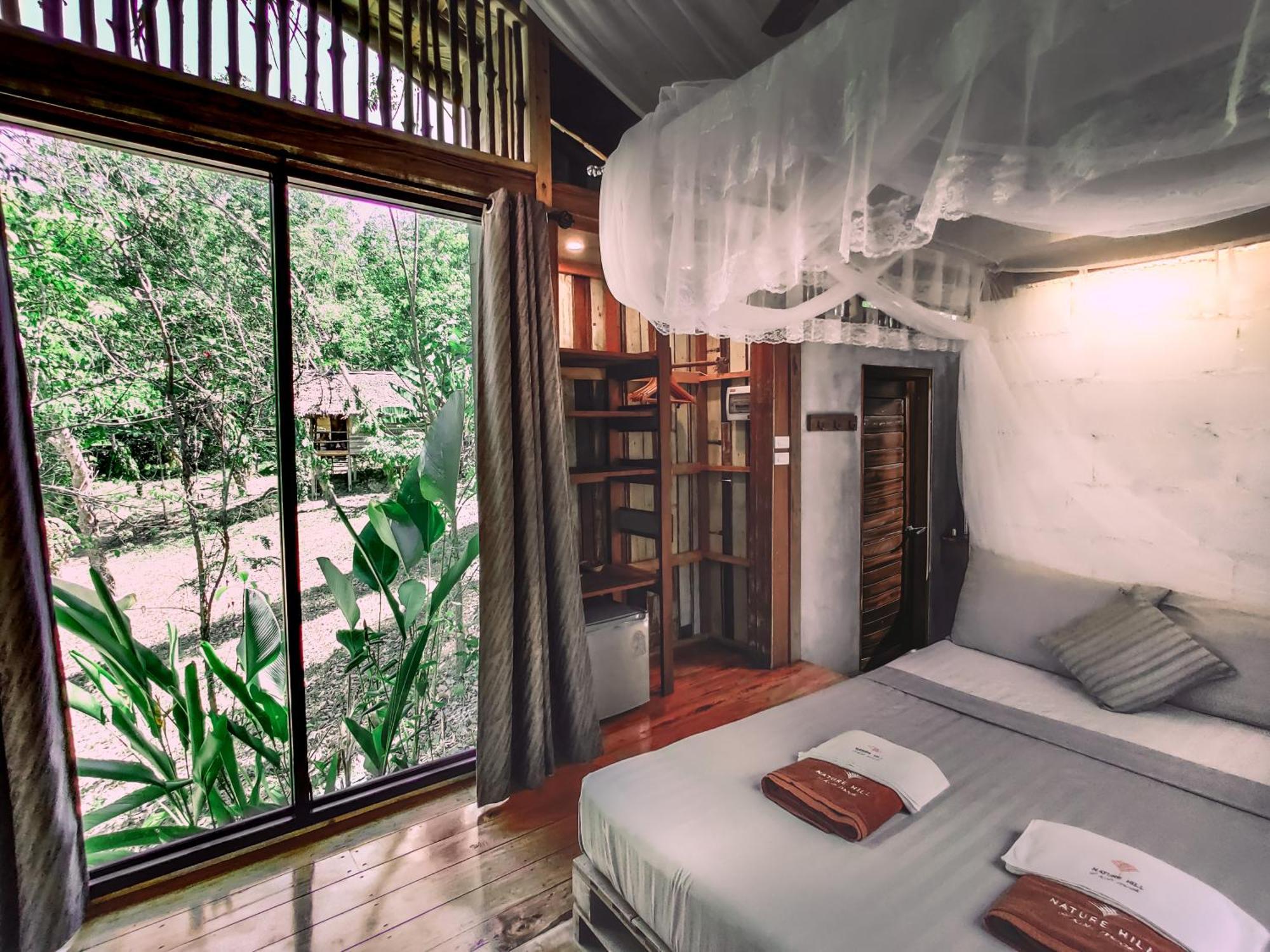Nature Hill Koh Mook Room photo
