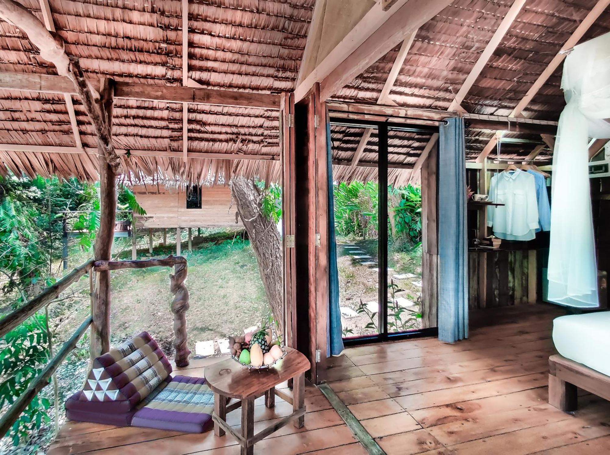 Nature Hill Koh Mook Room photo